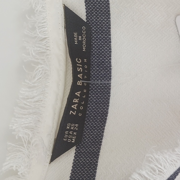 zara basic white with blue strips top - Picture 2 of 7